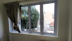Kitchener Road (D8), Terrace #588817341